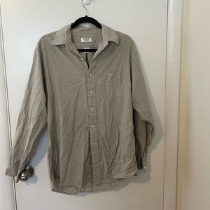 Long sleeve dress shirt